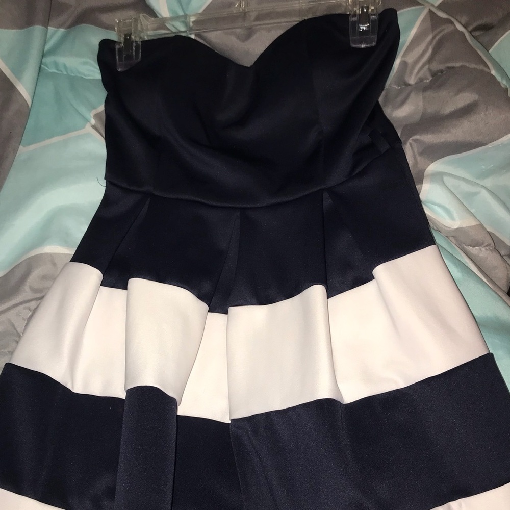 size small navy blue and white striped dress